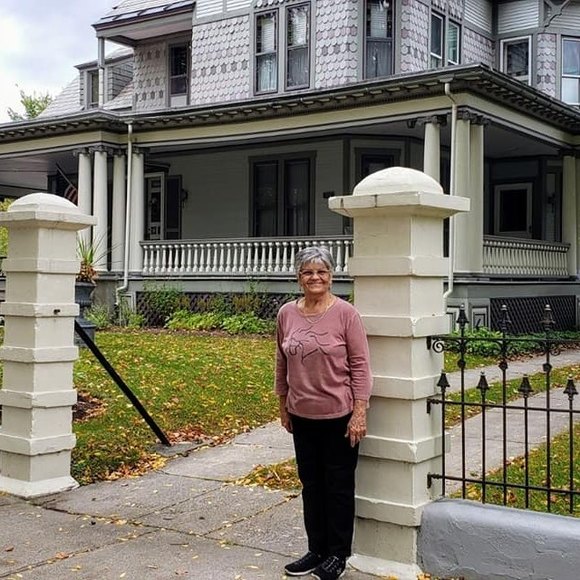 Meet your Posher, Betty - Picture 1 of 1